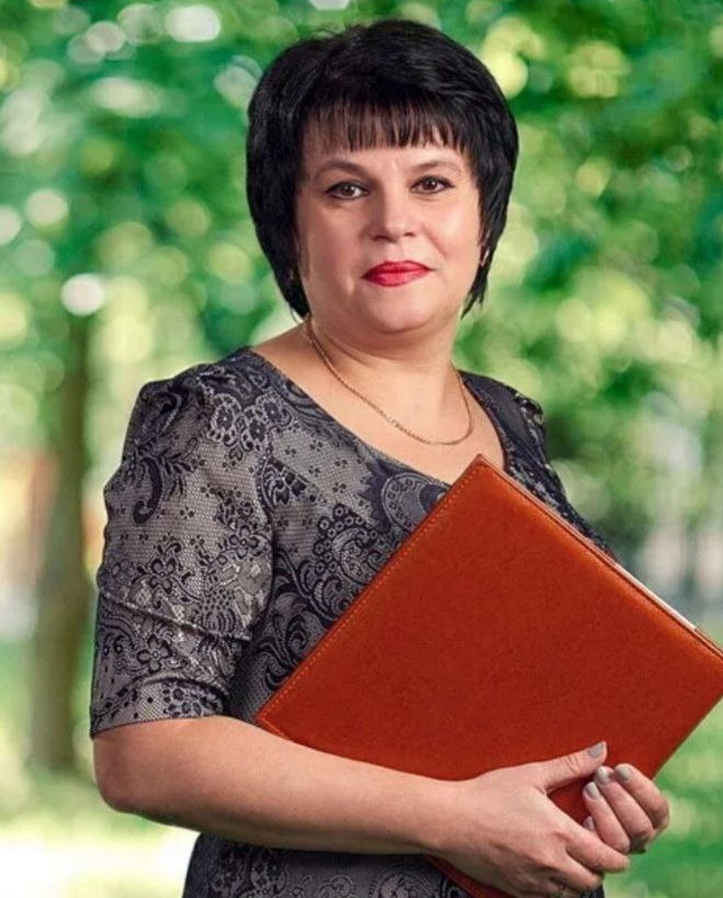 Головня Людмила Васильевна.